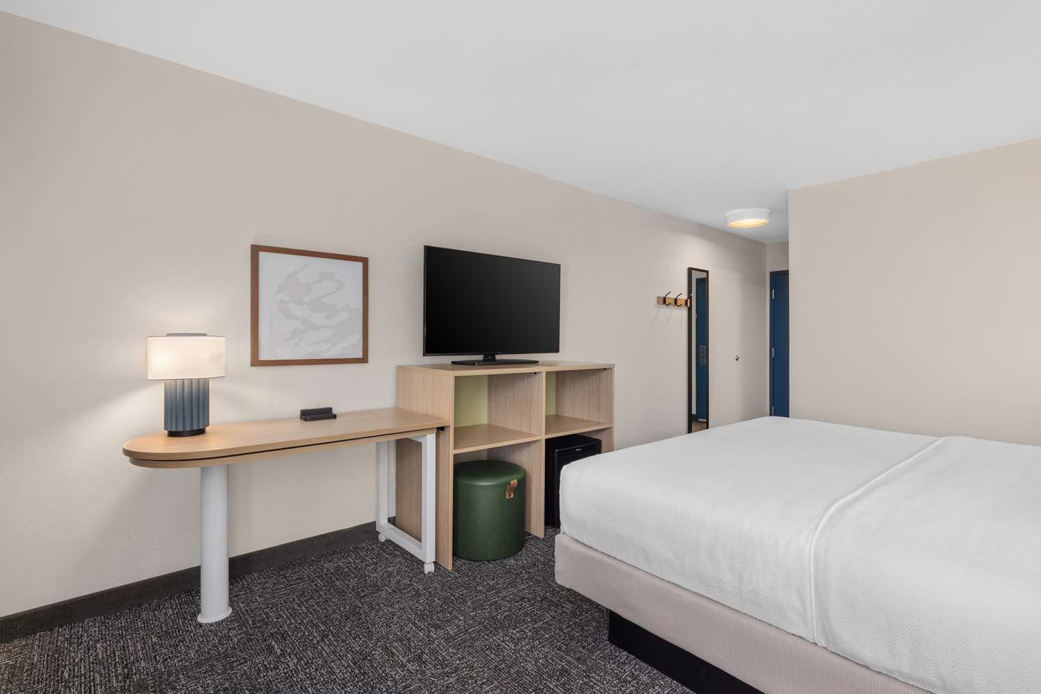 spark by hilton fredericksburg southpoint