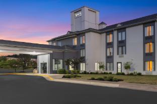 spark by hilton fredericksburg southpoint