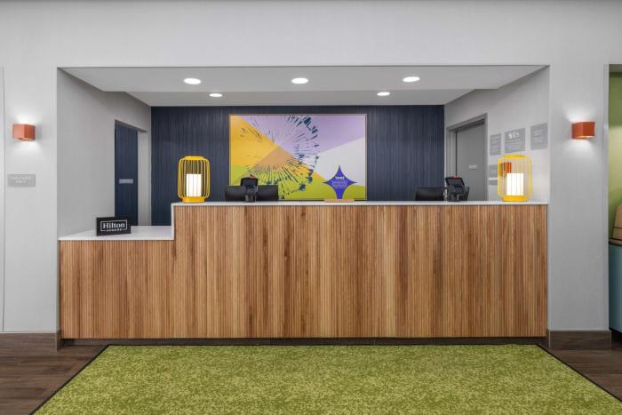 spark by hilton fredericksburg southpoint