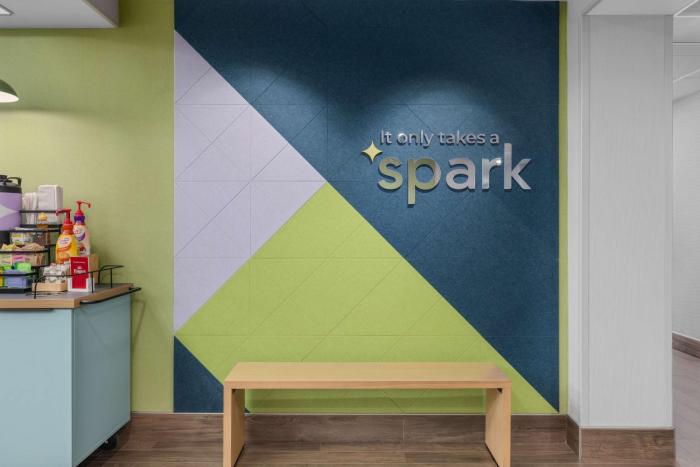 spark by hilton fredericksburg southpoint