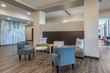 sleep inn and suites milwaukee franklin