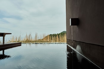 snow peak yakei suite aburayama fukuoka