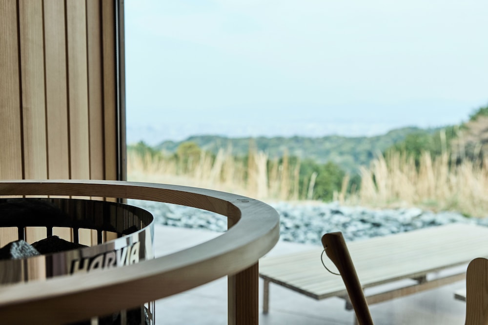 snow peak yakei suite aburayama fukuoka