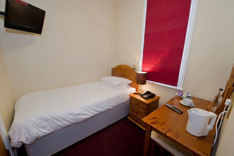 st andrews town hotel