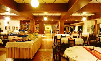 hotel sol e serra