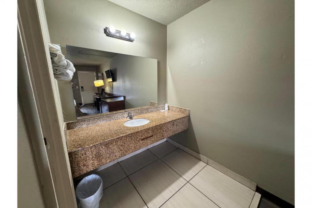 southern inn by oyo walterboro i 95