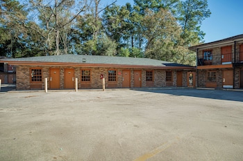 southern inn by oyo walterboro i 95