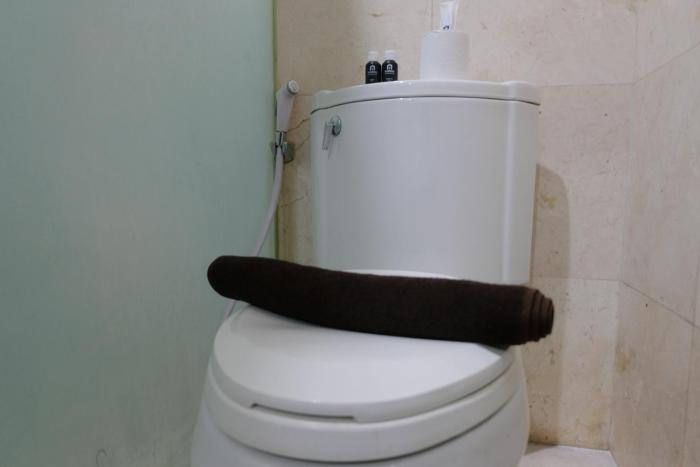 spacious and modern 2br at apartment dago butik