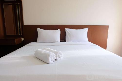 spacious and modern 2br at apartment dago butik