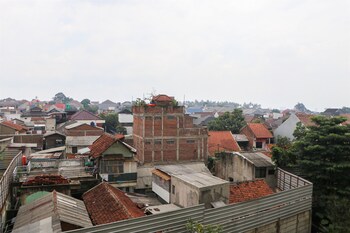 spacious and tranquil 2br apartment gateway pasteur