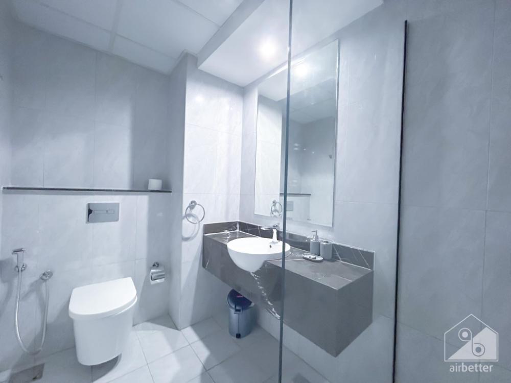 spacious studio with balcony in al majan