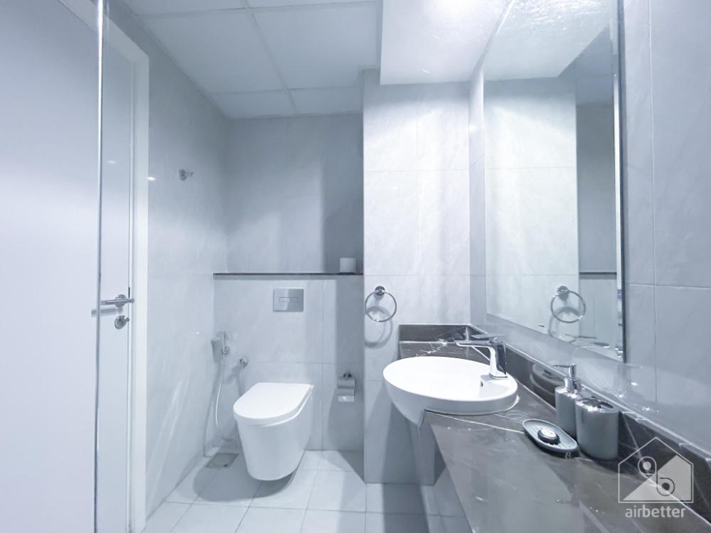 spacious studio with balcony in al majan