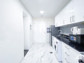 Spacious Studio With Balcony In Al Majan,,0 star