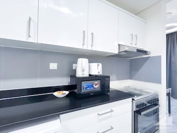 Spacious Studio With Balcony In Al Majan,,0 star