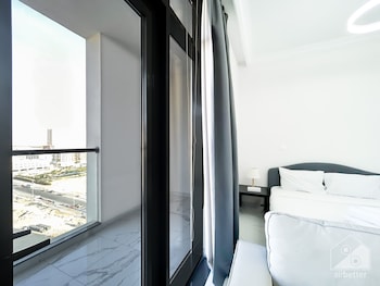 spacious studio with balcony in al majan