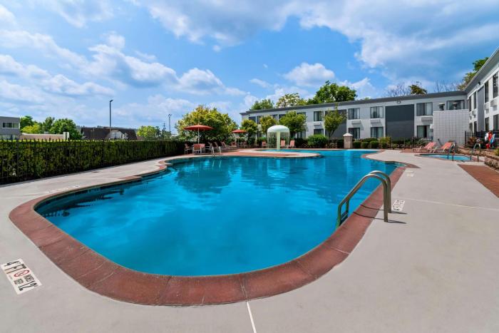 spark by hilton hummelstown hershey