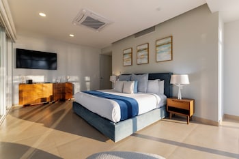 capitalia tres mares beach residences and marina