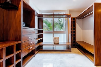 capitalia tres mares beach residences and marina