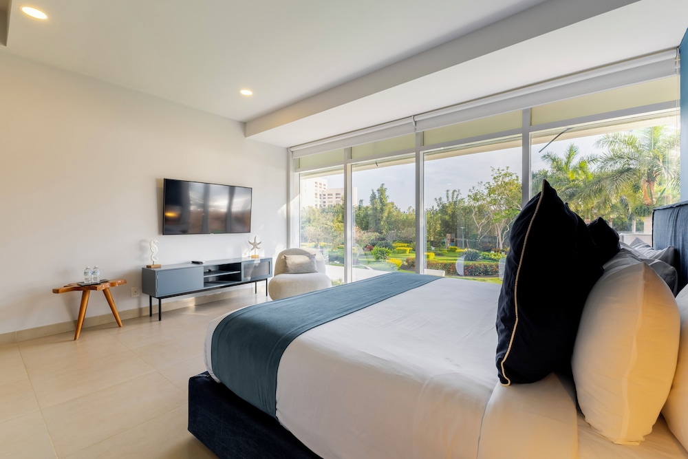 capitalia tres mares beach residences and marina