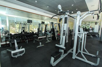 capitalia tres mares beach residences and marina