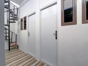 spot on 92490 casa homestay syariah
