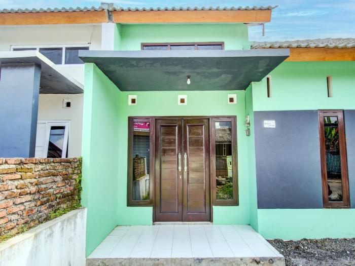 spot on 92490 casa homestay syariah