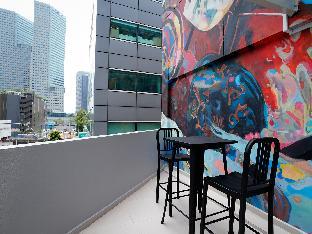 st signature bugis middle short overnight 11 hours 8pm 7am