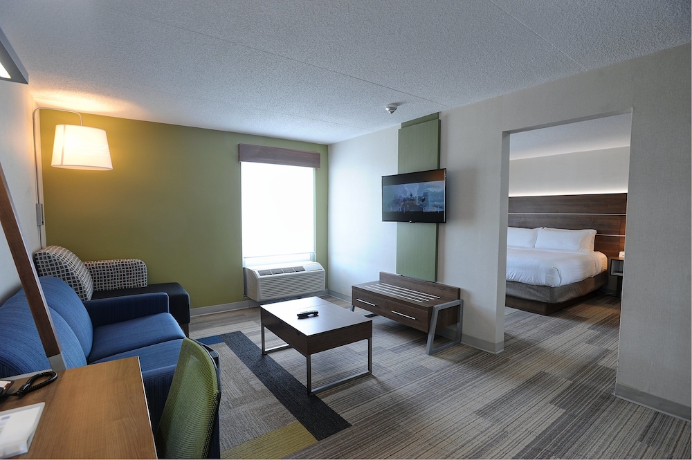 holiday inn express and suites toronto airport west by ihg
