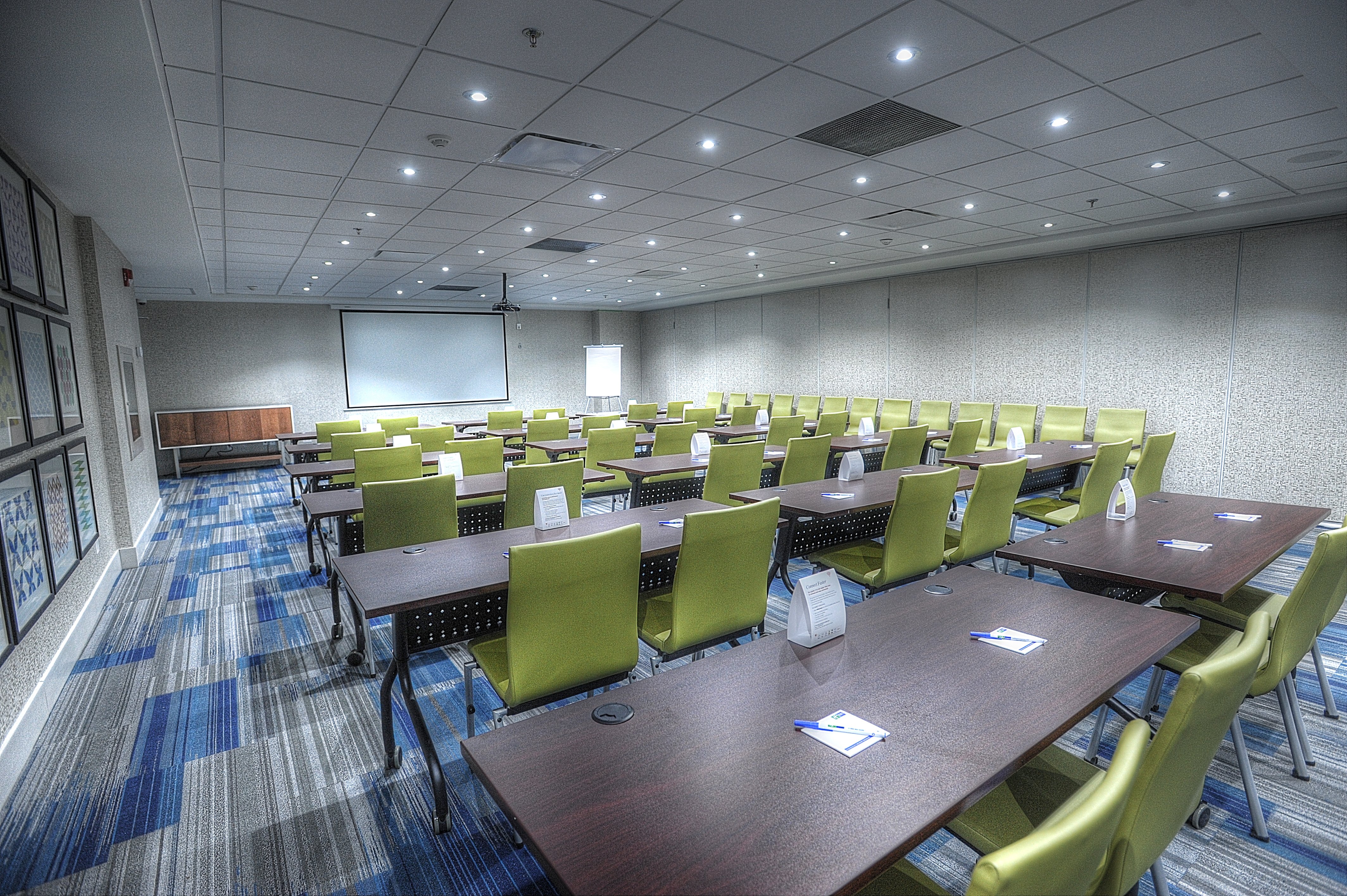 holiday inn express and suites toronto airport west by ihg