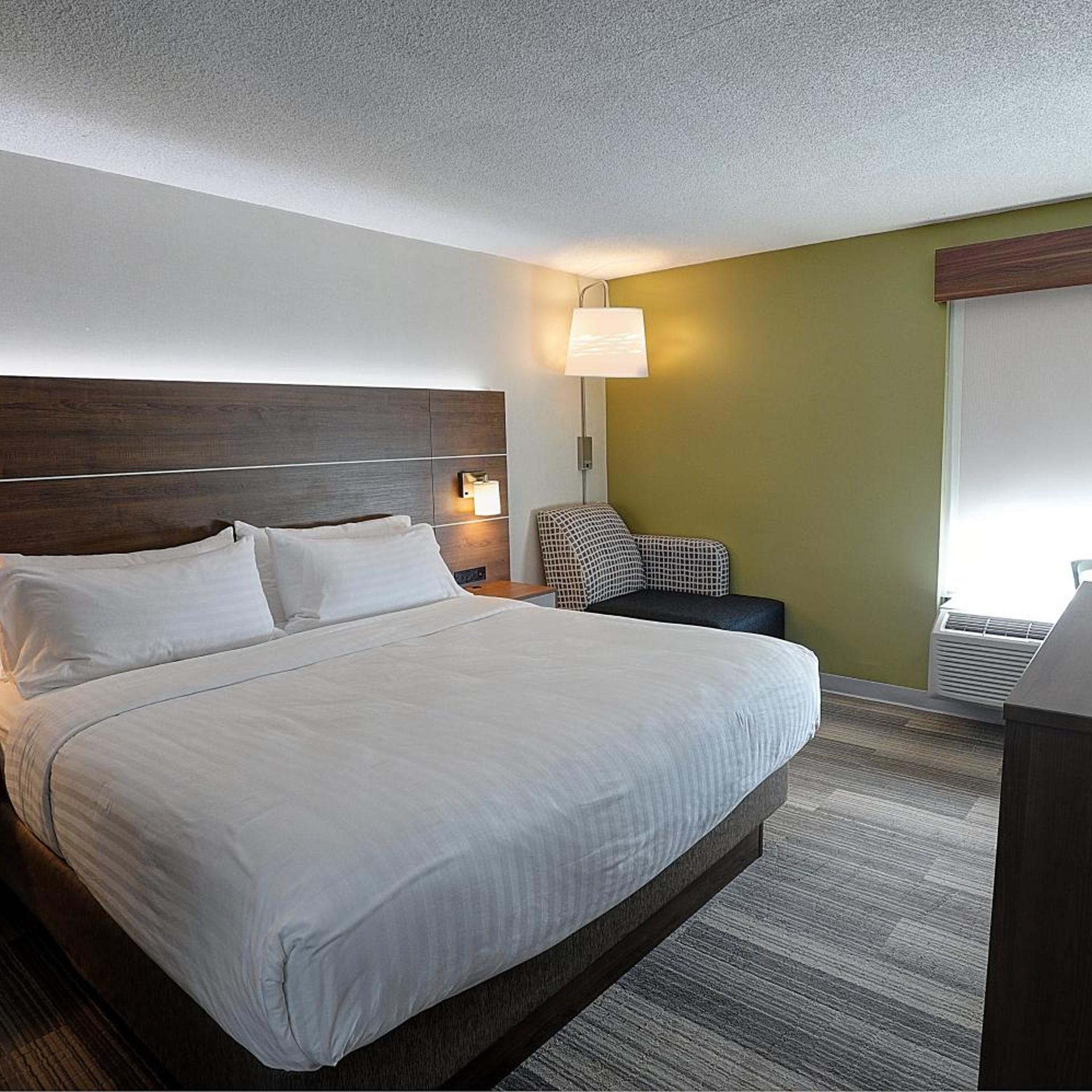 holiday inn express and suites toronto airport west by ihg