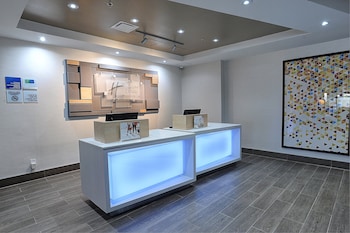 Holiday Inn Express & Suites Toronto Airport West By Ihg,,3 star