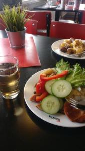 Rasta Mariestad - Rattugglan,Töreboda>>Mariestad,3 star