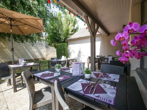 hotel inn design resto novo sable