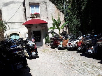 hotel regina