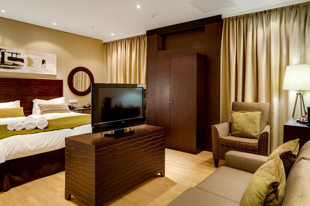 protea hotel transit o r tambo airport