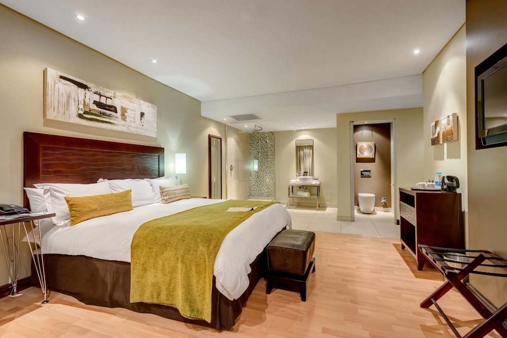 protea hotel transit o r tambo airport