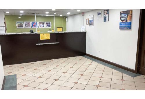 studio 6 columbus ga downtown