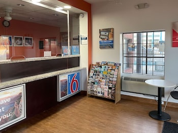 studio 6 houston tx brookhollow