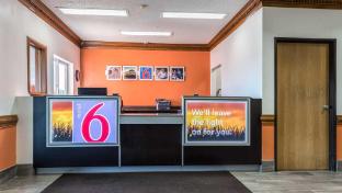 studio 6 indianapolis in southport