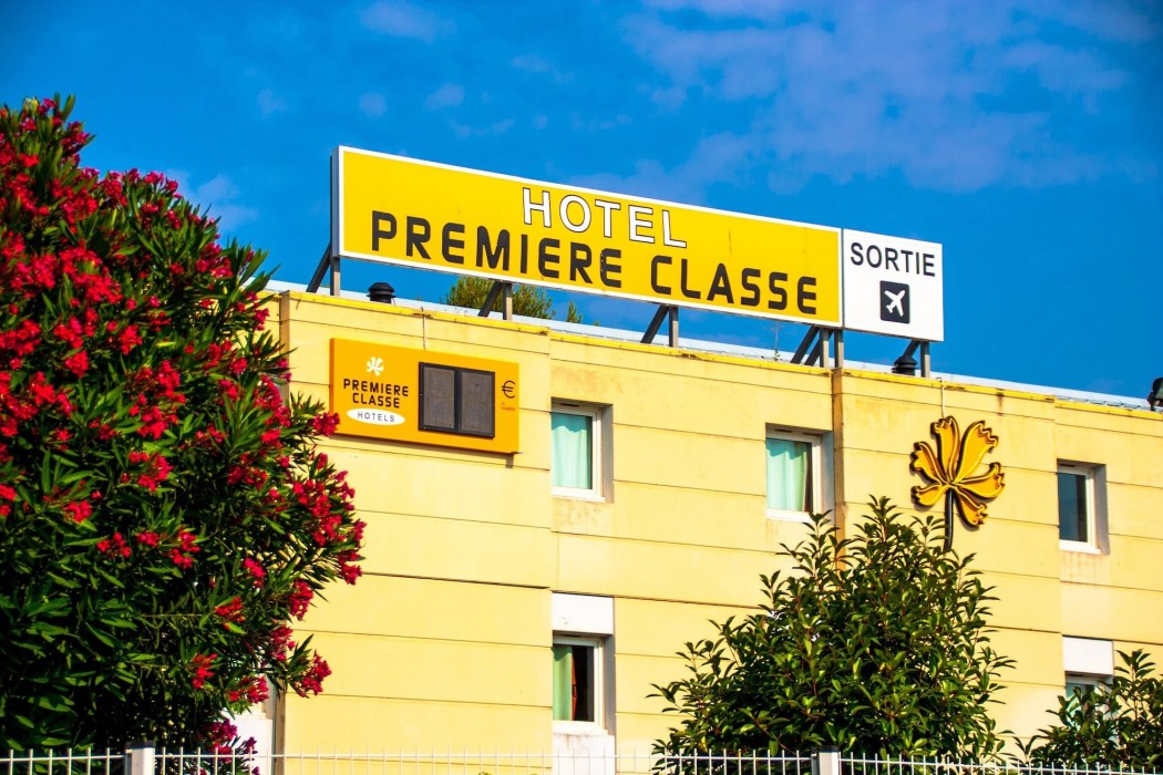 greet hotel montpellier aeroport parc des expos