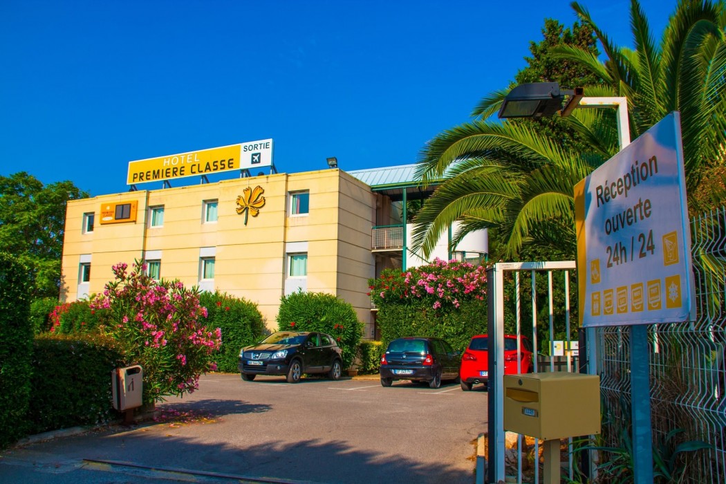 greet hotel montpellier aeroport parc des expos