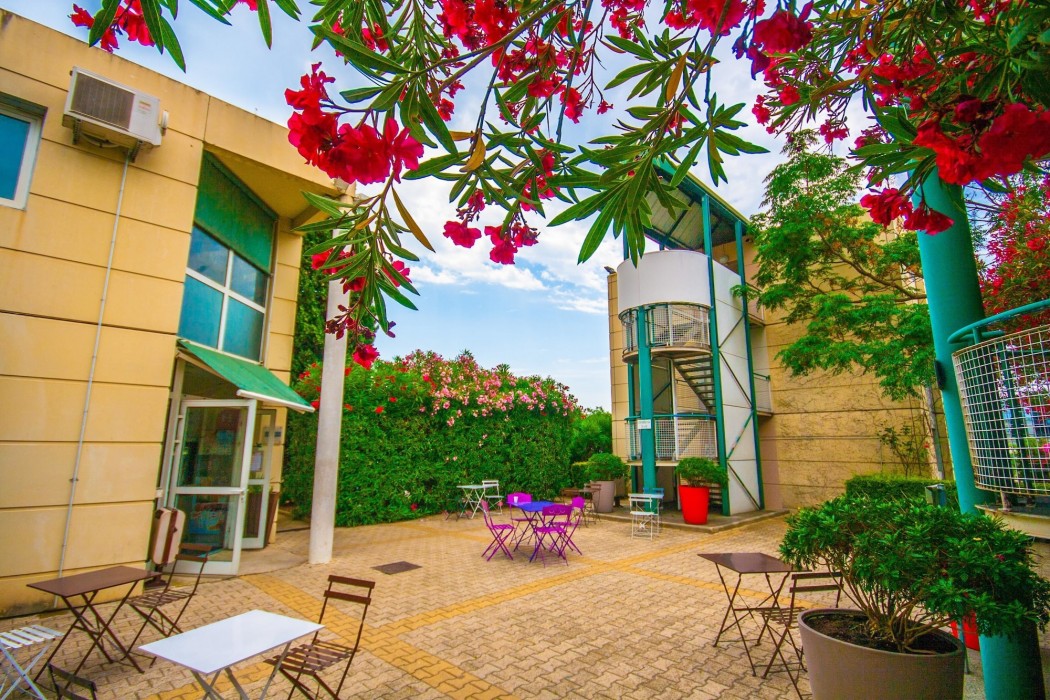 greet hotel montpellier aeroport parc des expos