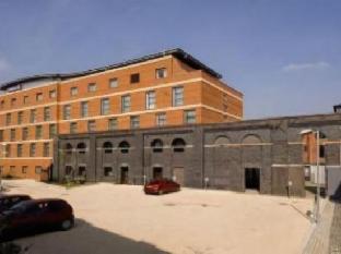 premier inn wolverhampton city centre