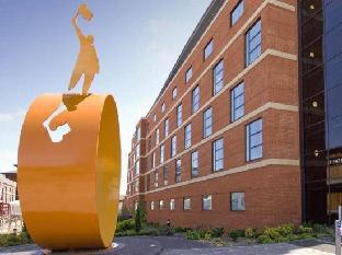 premier inn wolverhampton city centre