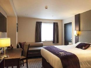 Premier Roomz Two Mills,Cheshire West And Chester>>Cheshire,3 star