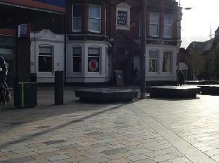 premier inn stafford north hurricane