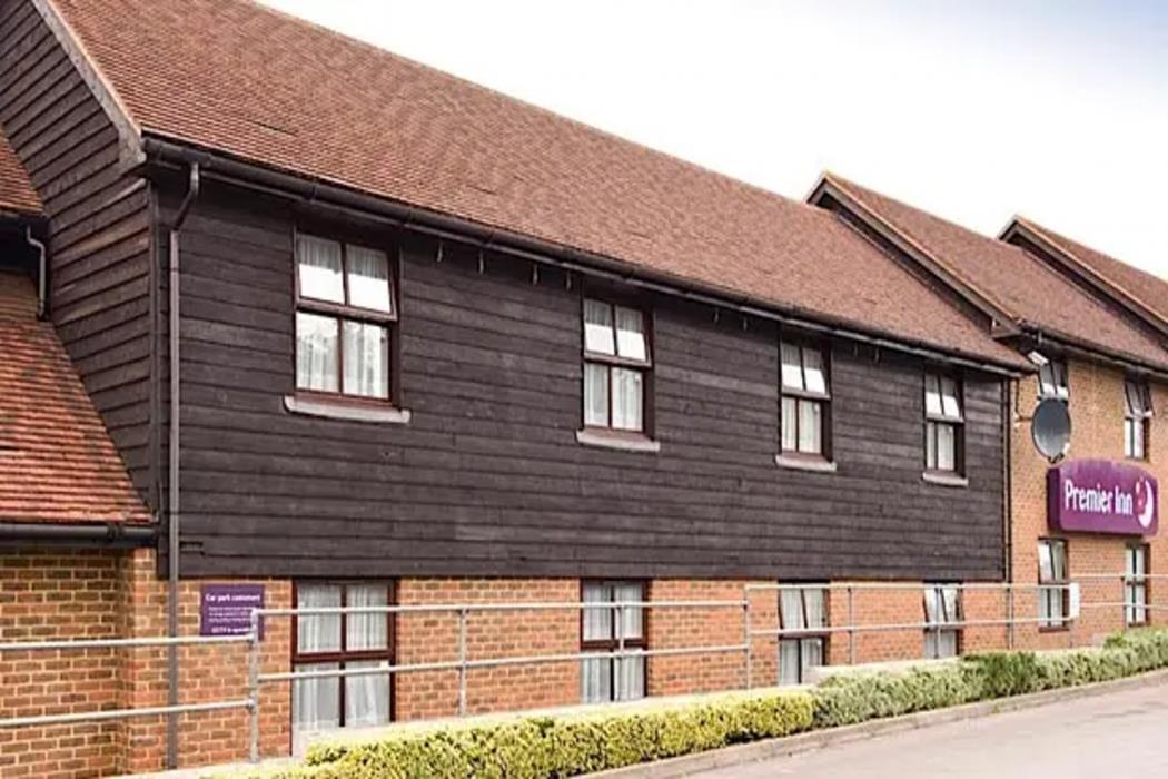 premier inn sandhurst