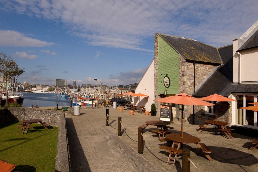 premier inn plymouth sutton harbour