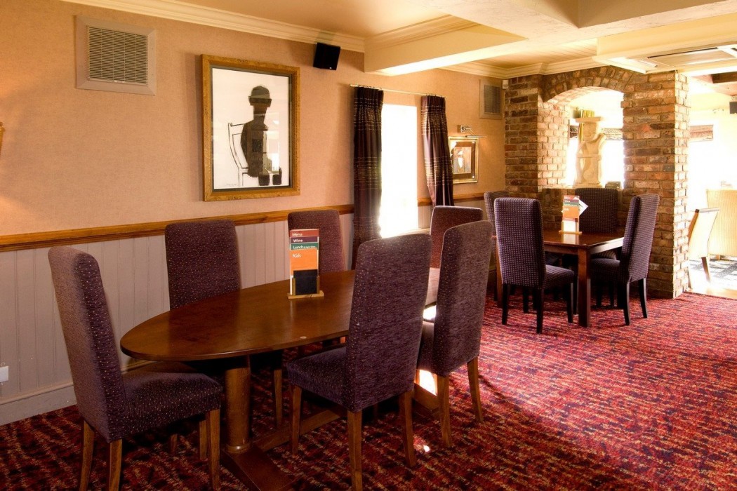 premier inn plymouth sutton harbour