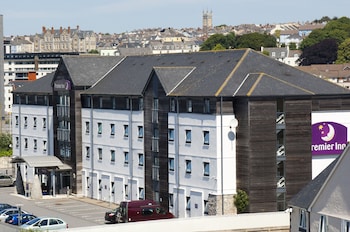 premier inn plymouth sutton harbour